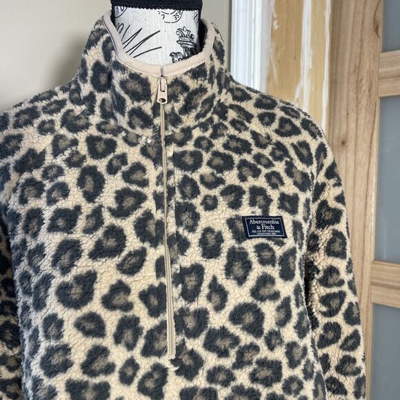 Abercrombie & Fitch Soft A&F Cozy Collection Leopard Print Sherpa Pullover Sz L - Picture 2 of 10
